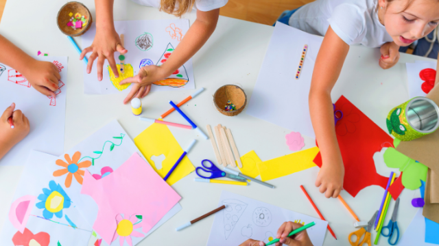 Mini Makers Art Club