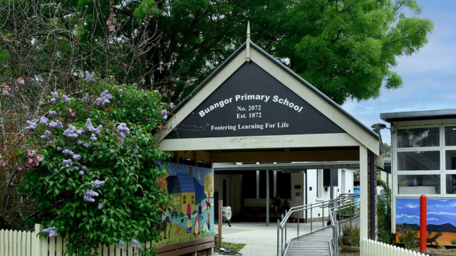 The facade of Buangor Primary School