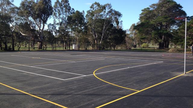 Moyston multi sports court