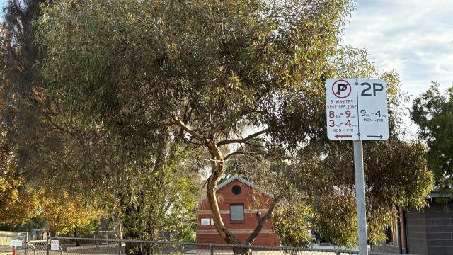 Ararat West PS parking