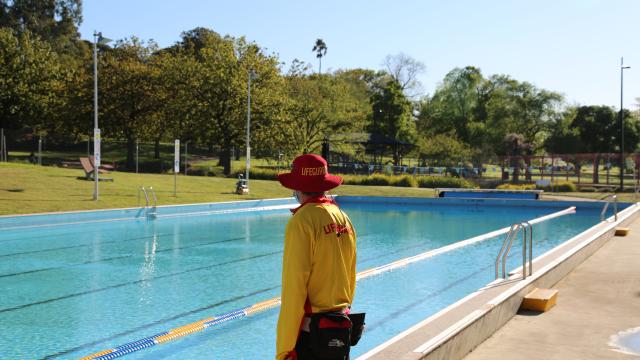 ARARAT outdoor pool 