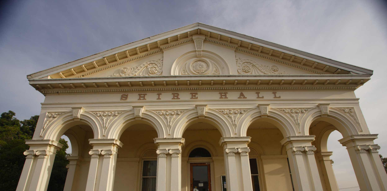 Ararat Shire Hall on a sunny day