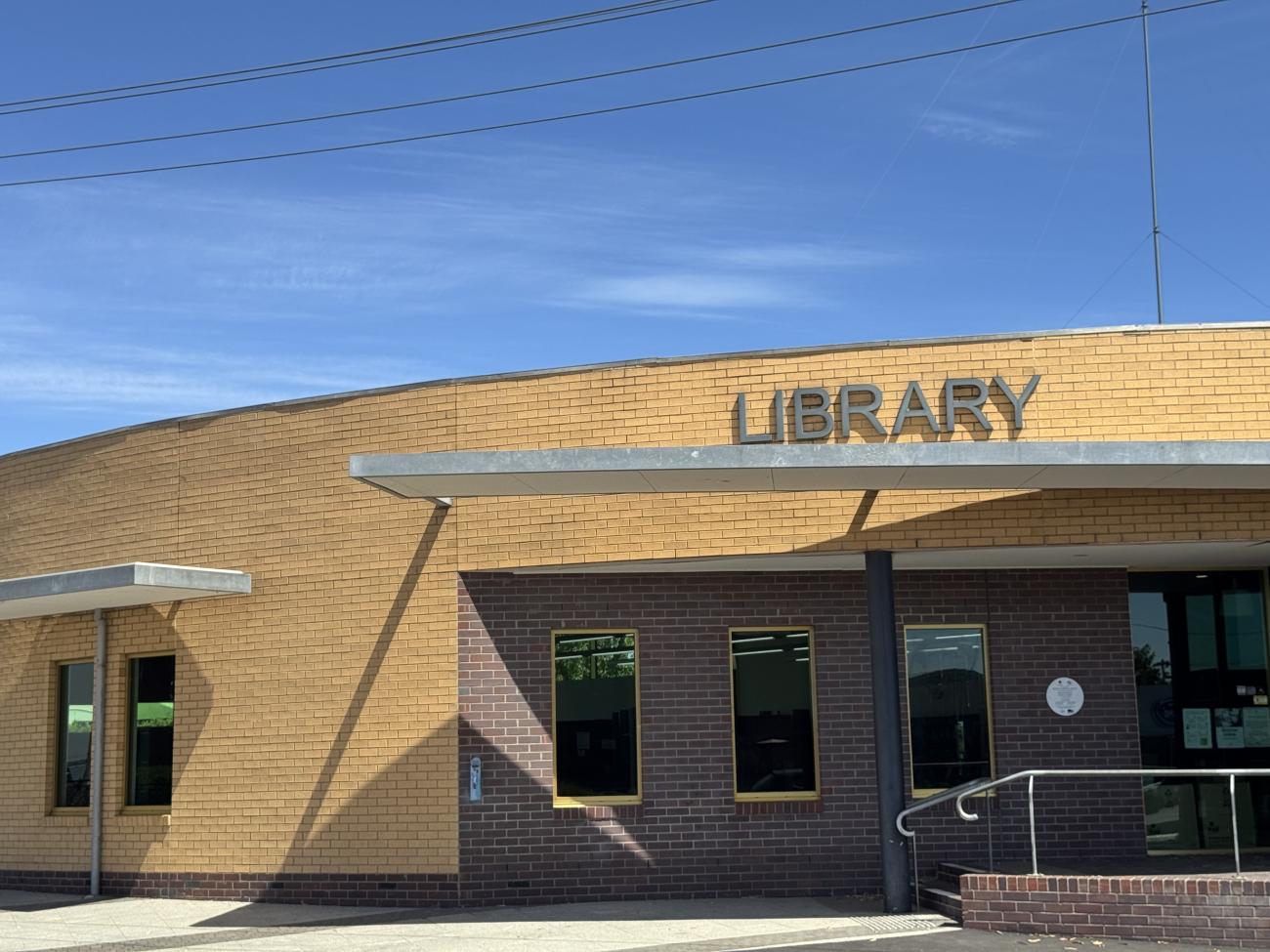 Ararat Library