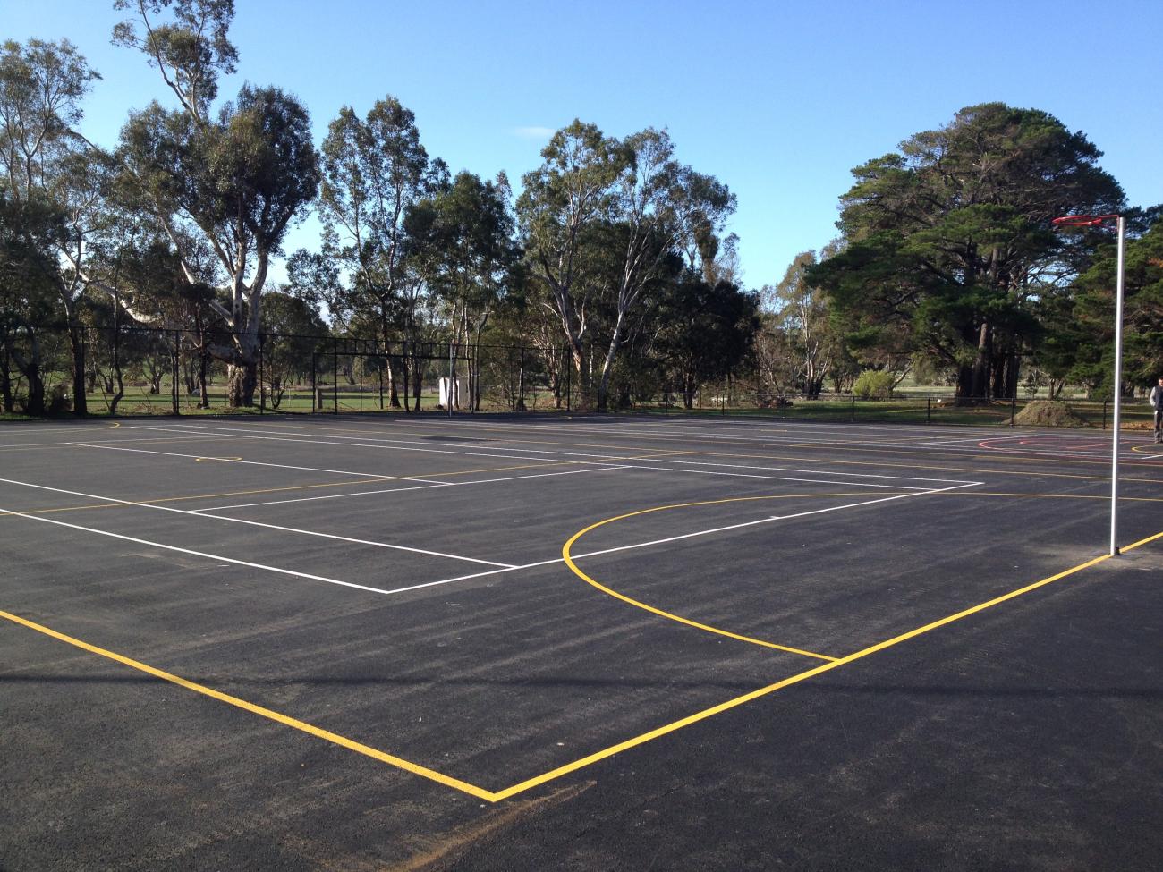 Moyston multi sports court