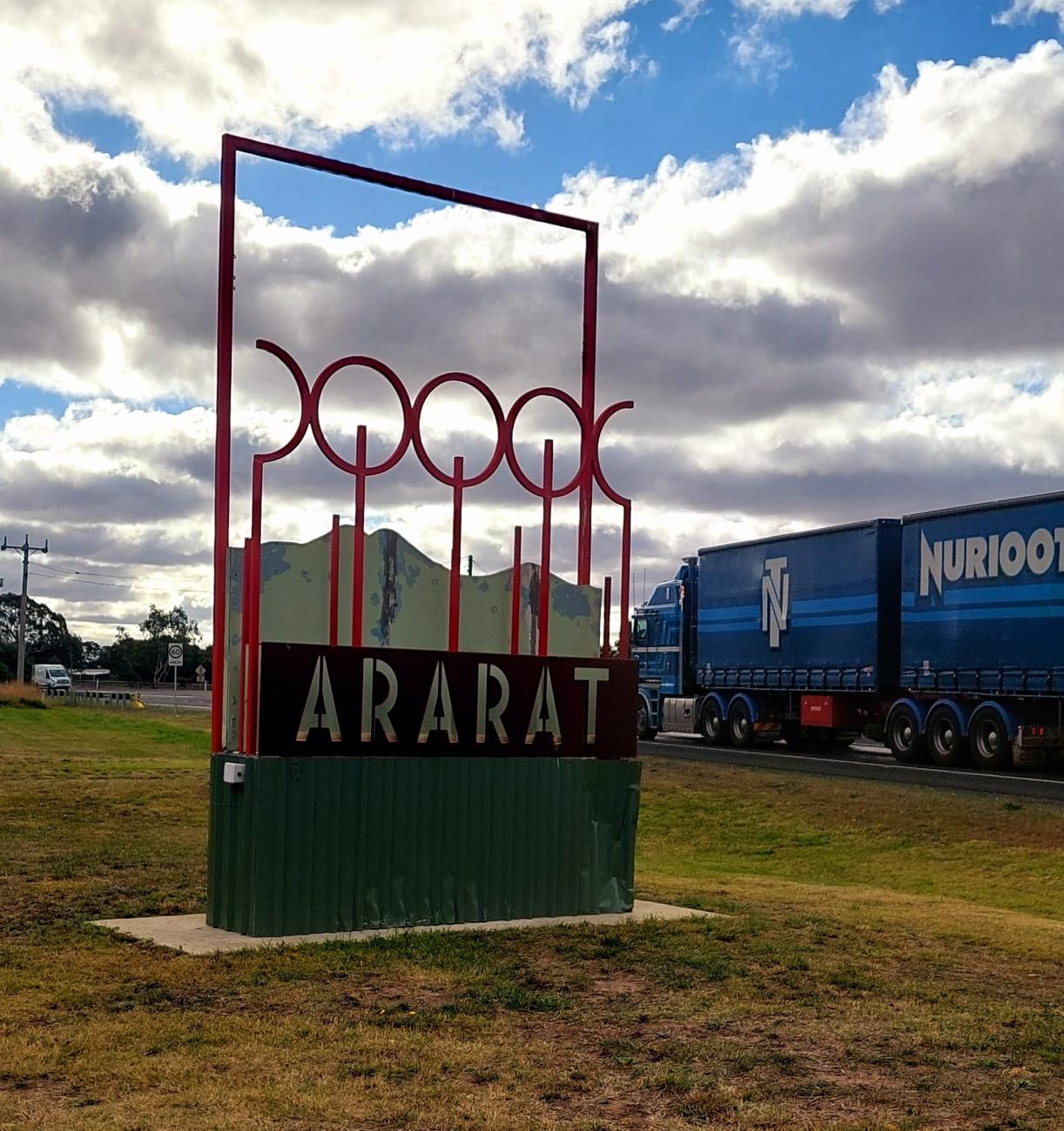 Ararat eastern entrance sign