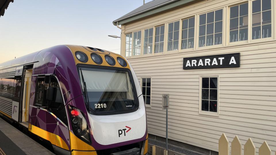 Ararat Train Station