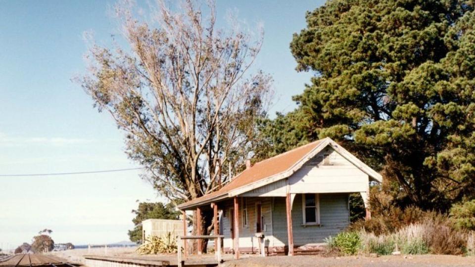 Westmere station